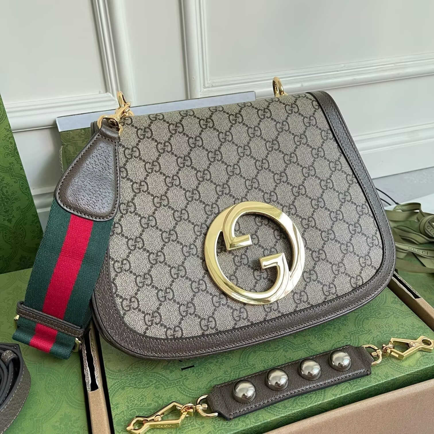 Gvc*1 BLONDIE TOP HANDLE BAG 29x22x7cm