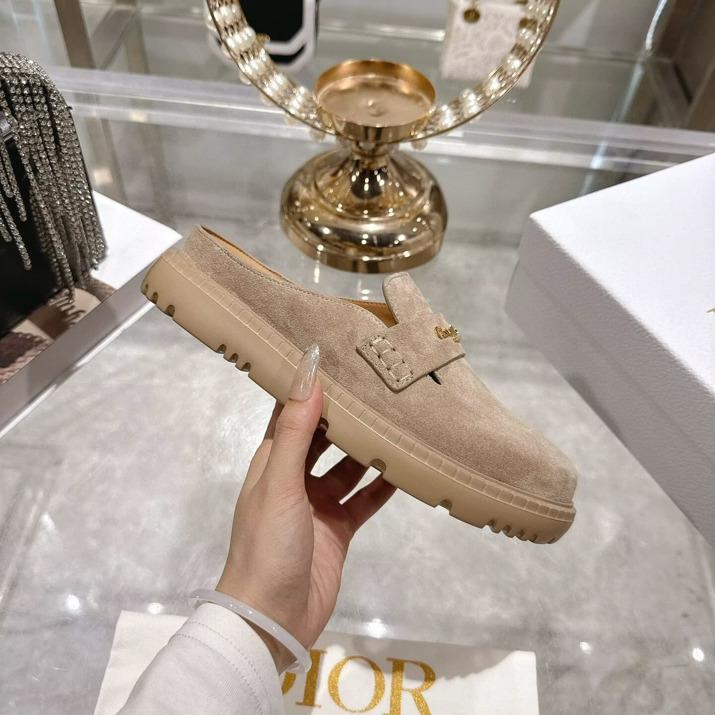 UA D10r Mule