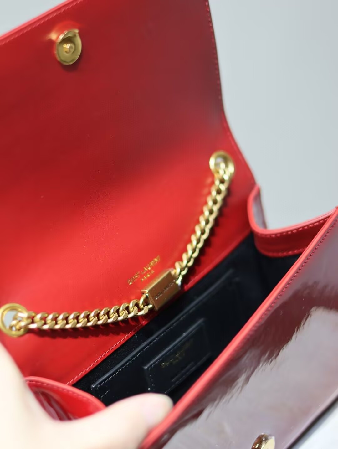 Y51 KATE Nappa Patent Calfskin Two-Toned 20x13.5x6cm