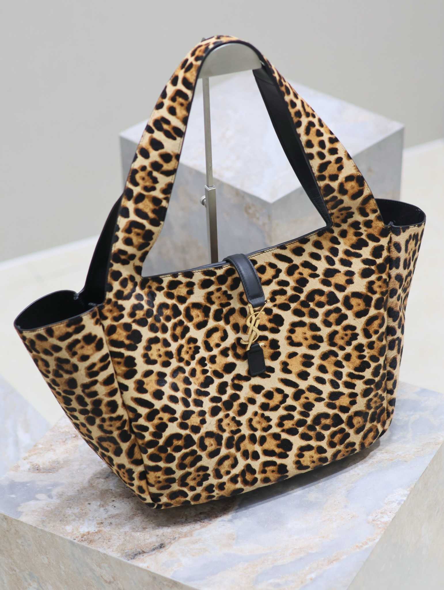 Y51 LE 5 À 7 BEA 50×28×18cm