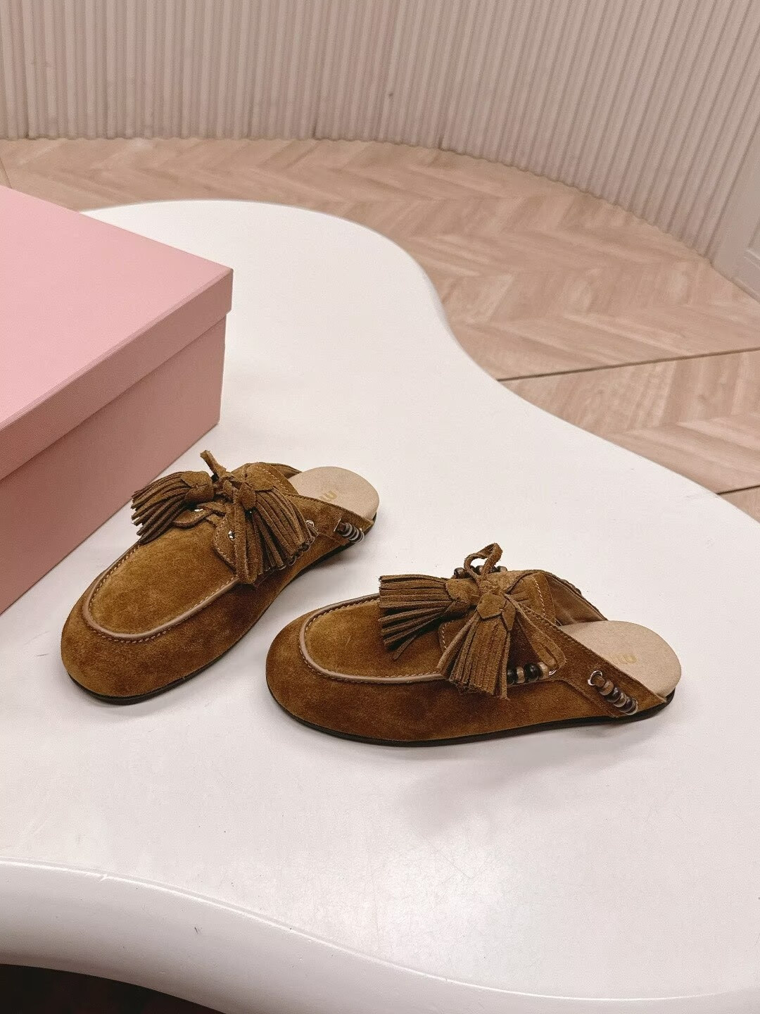 ua M1v M1v tassel mules