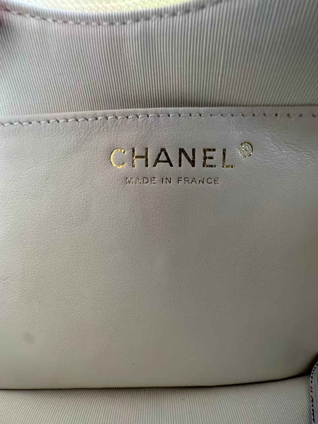 Ch**el Hobo Handbag 23.5x13.5x5.3cm