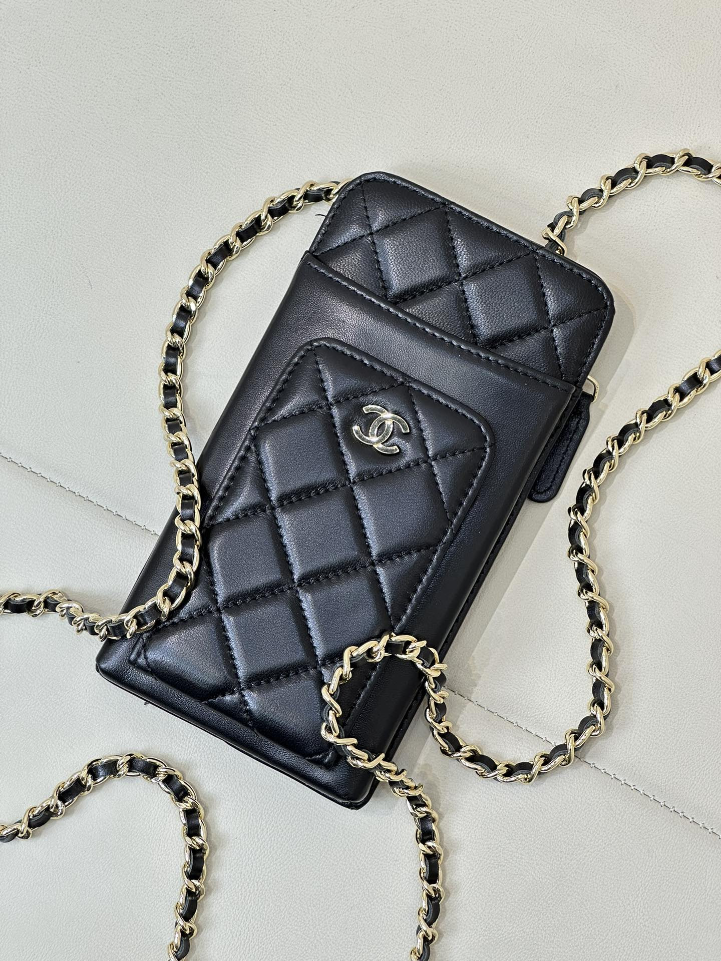 Ch**el phone bag 18x9x3cm