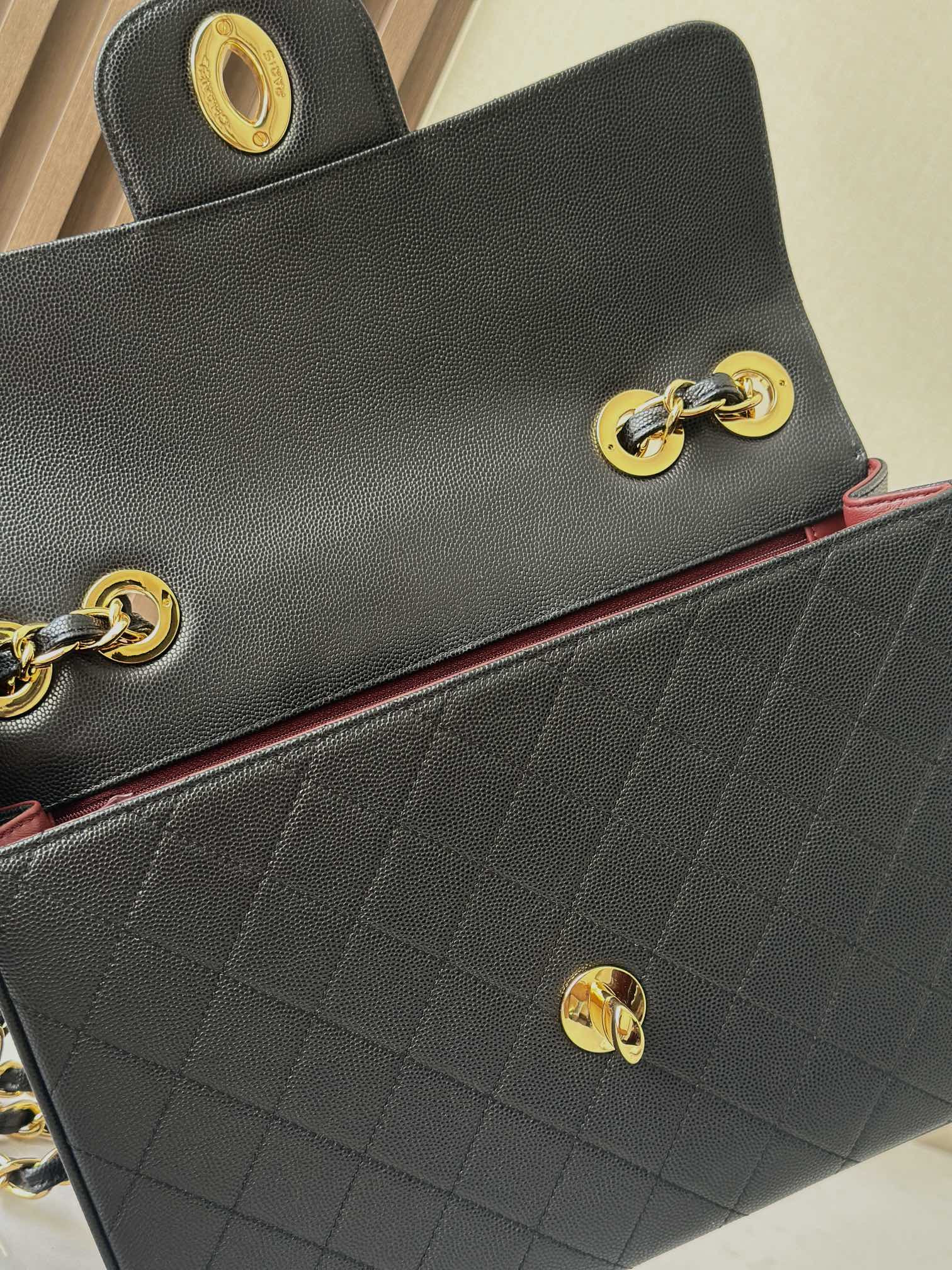 Ch**el flap bag 30x21x8cm