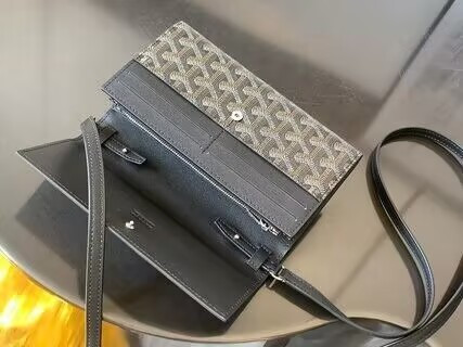 G09ard Varenne Continental Wallet 19x 3.3x 12cm