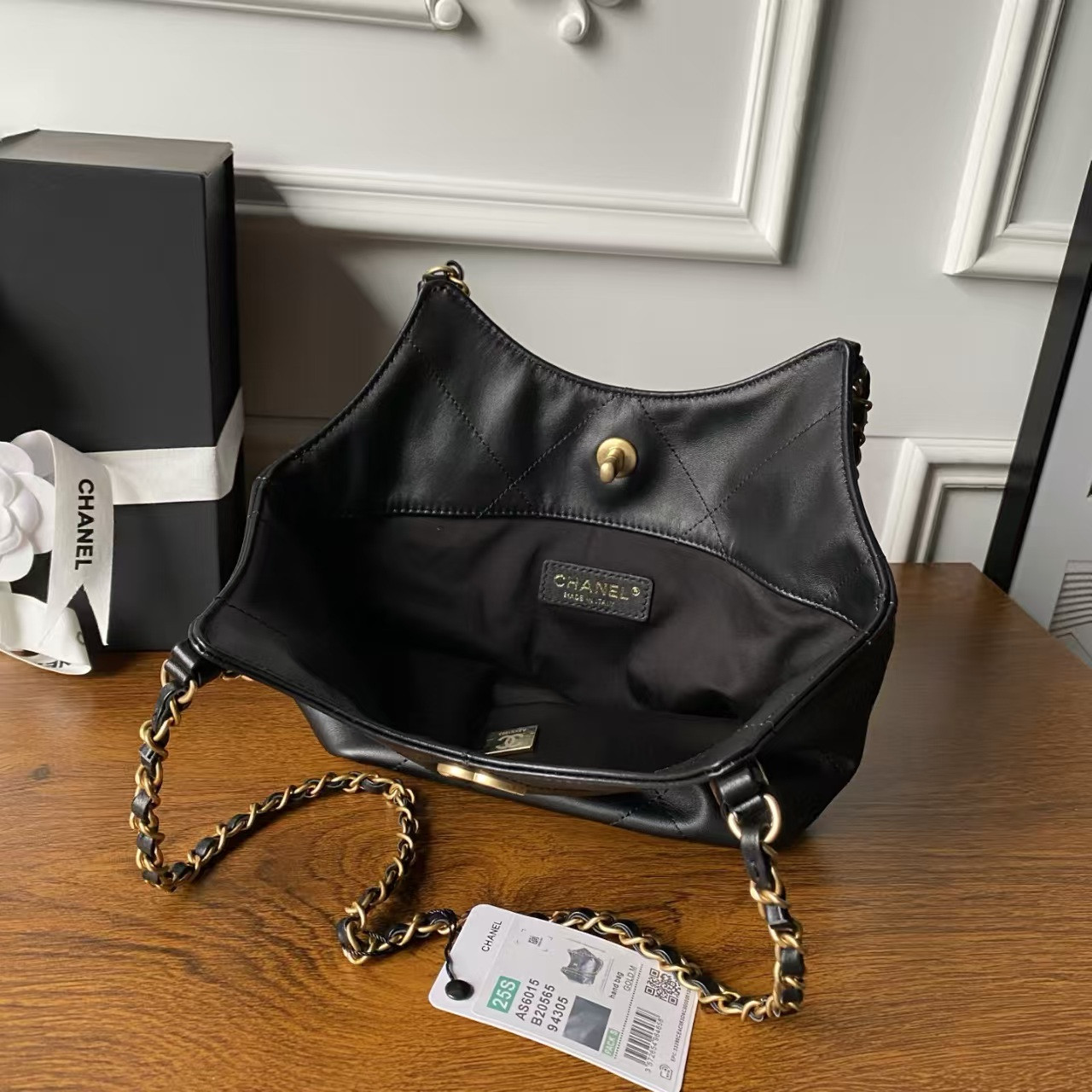 Ch**el shopping bag as6015 20x28x7cm