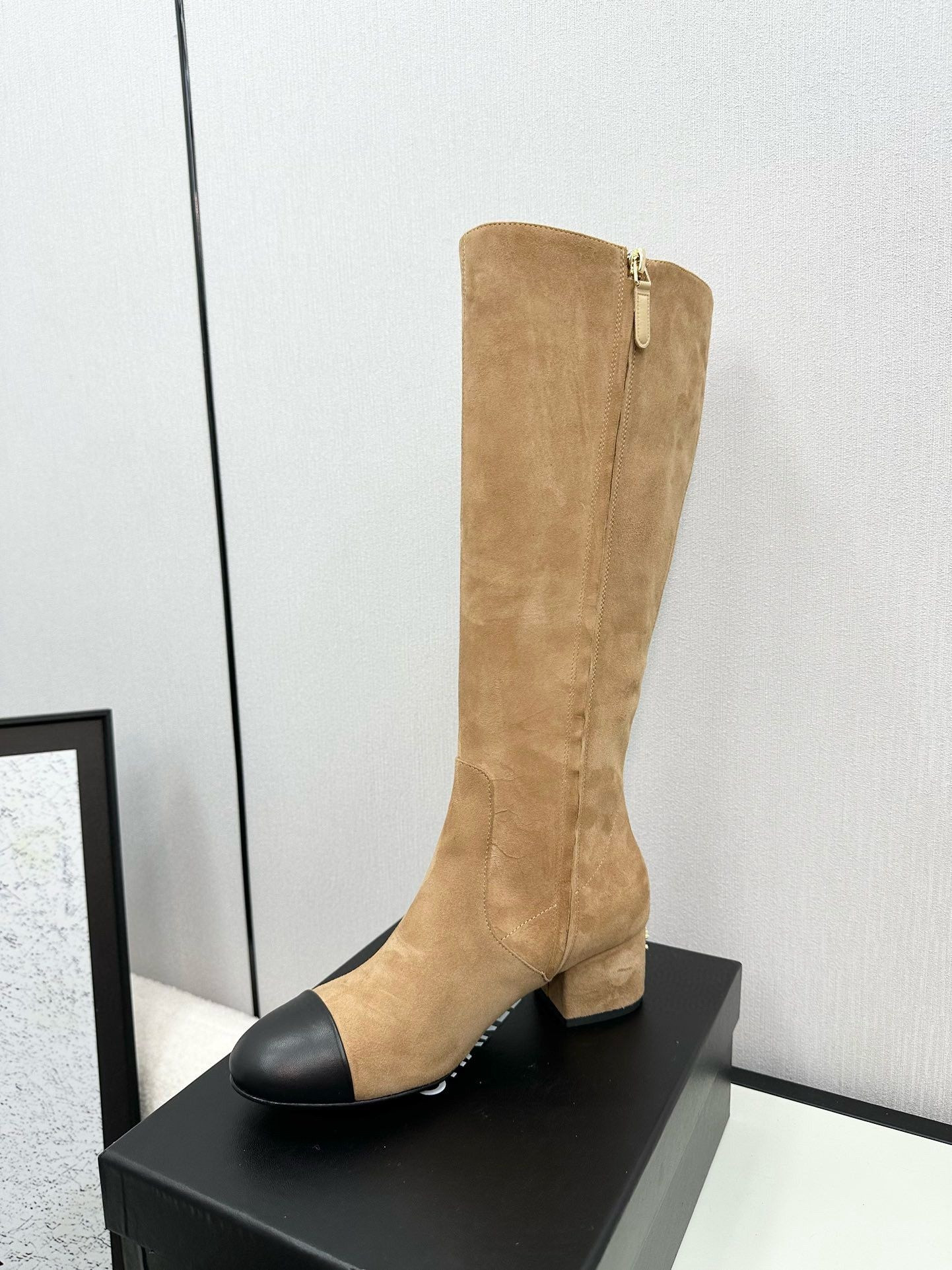 UA Ch**el Boots
