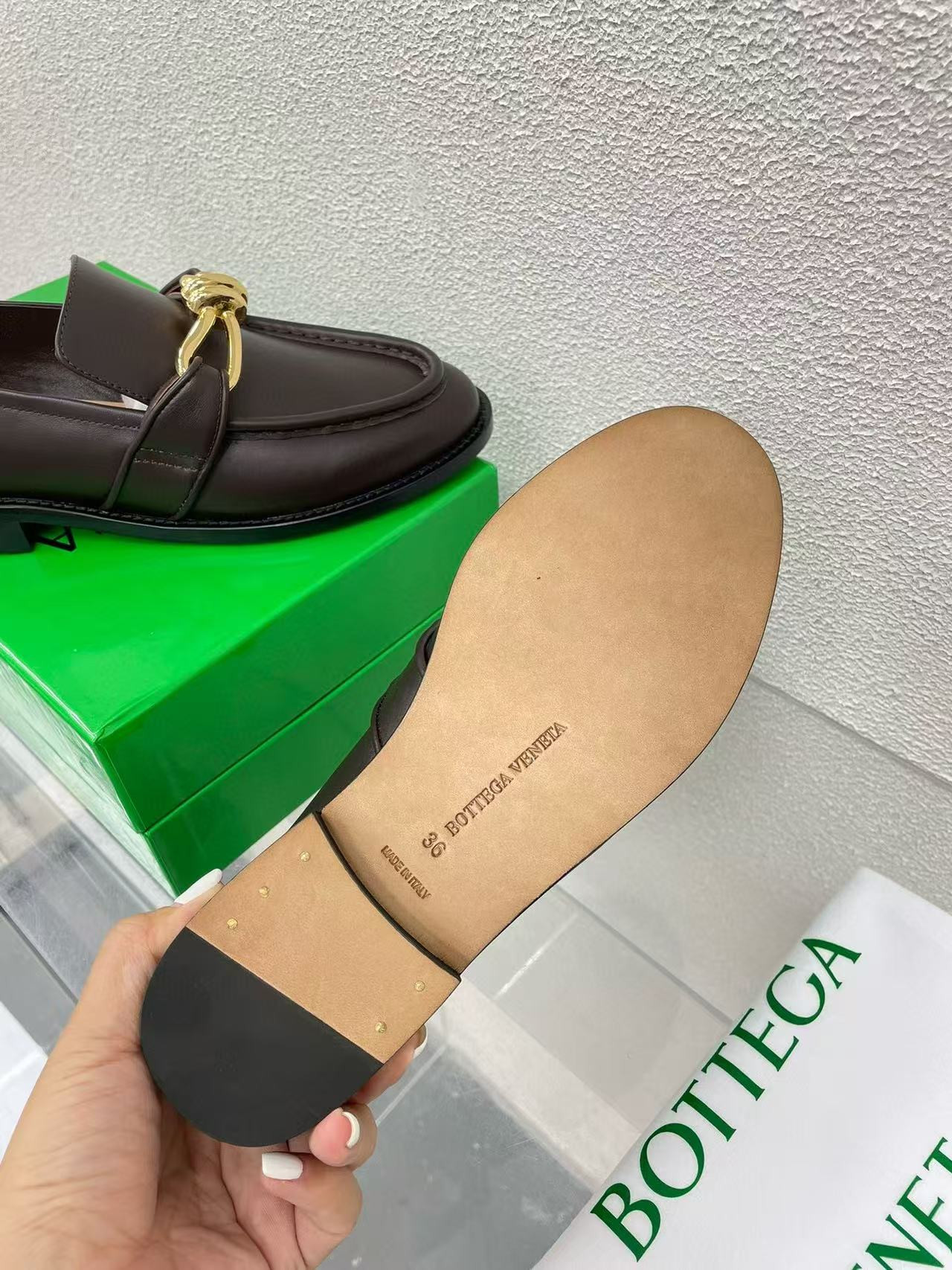 UA B0tt*ga Ven*ta Loafers Shoes