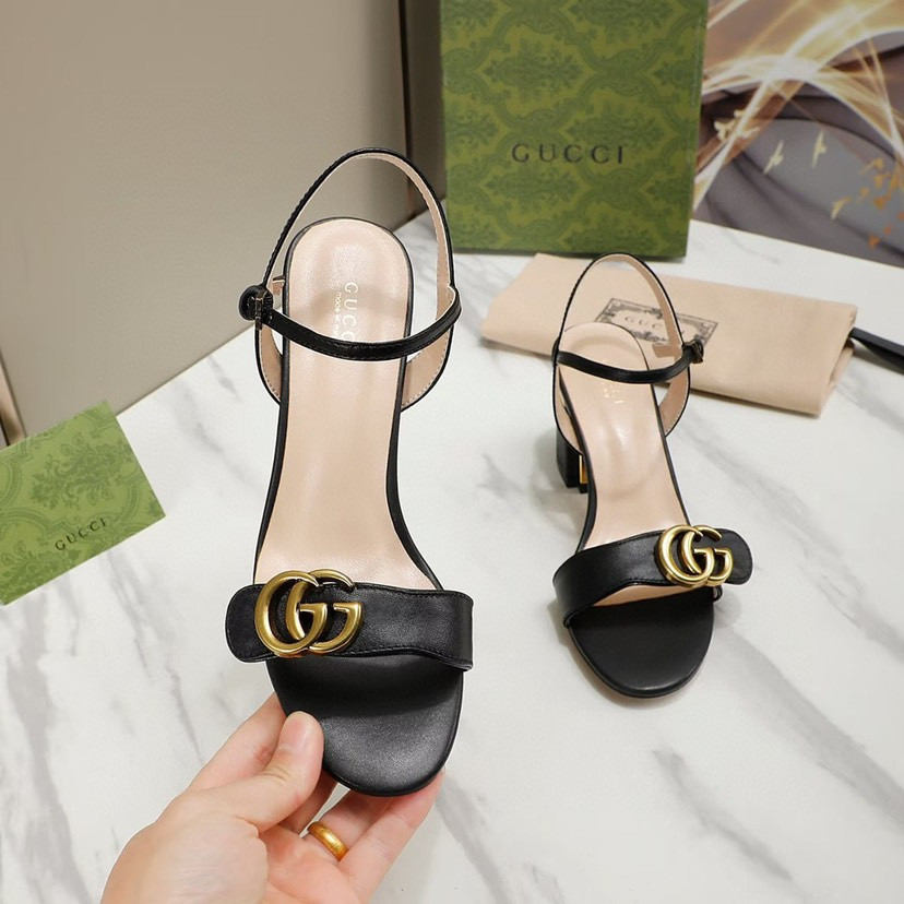 UA Gvc*1 MID-HEEL SANDAL