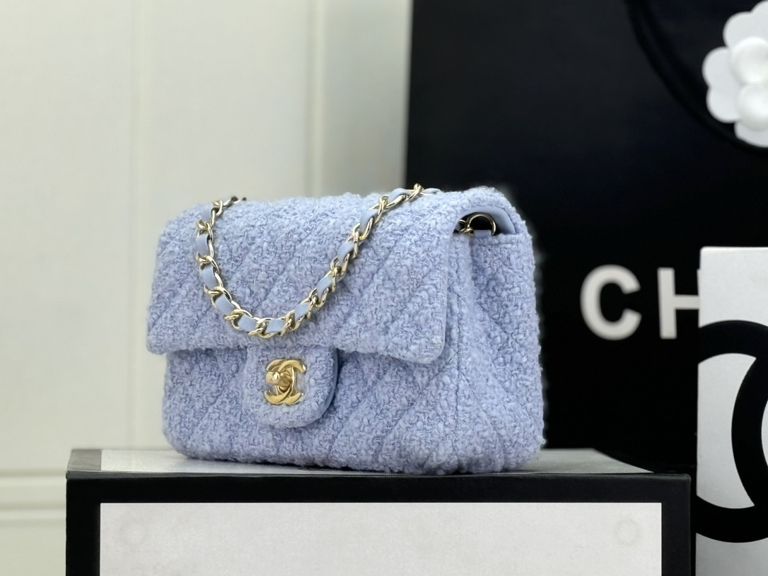 Ch**el MINI CLASSIC 11.12 HANDBAG 20 12 × 20 × 6 cm