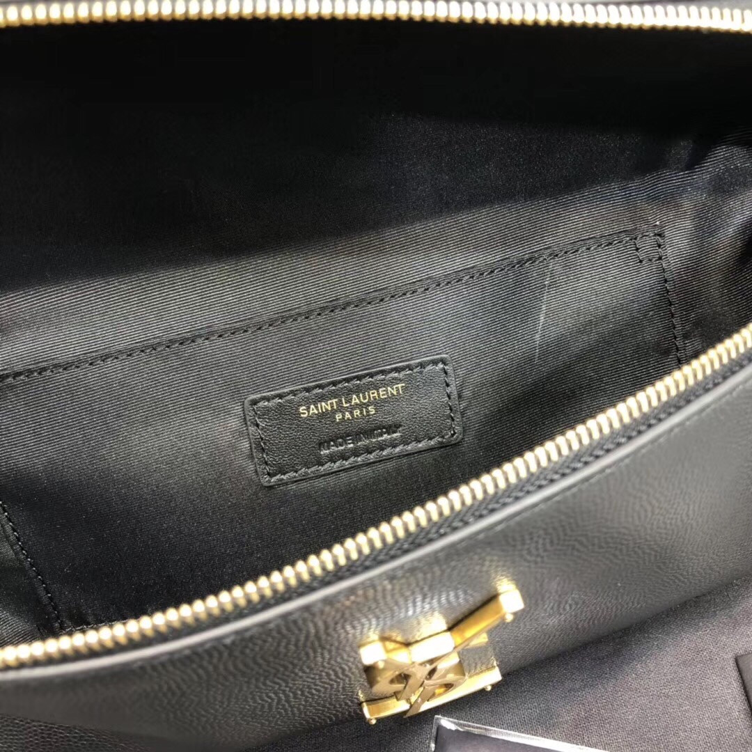Y51 CASSANDRE CLASSIC belt bag in grain de poudre embossed leather 25 x 14 x 3.5 cm