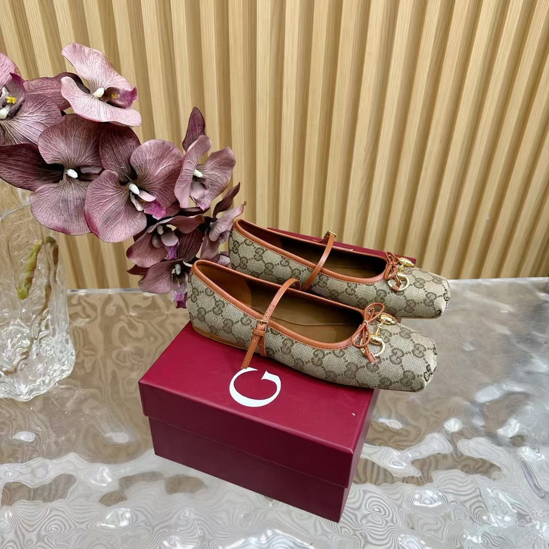 UA Gvc*1 Horsebit GG canbas Ballet Flats