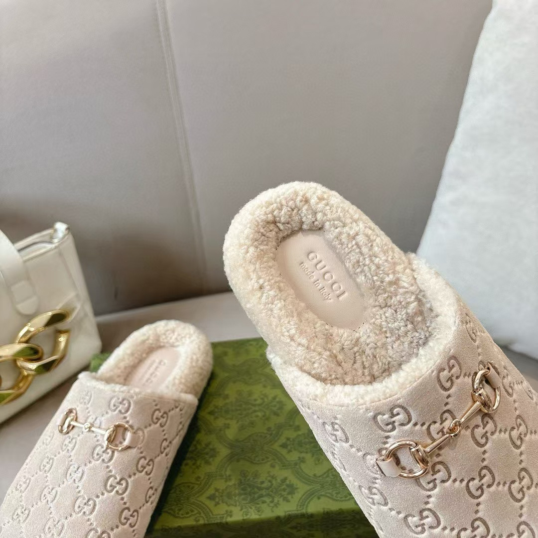 UA Gvc*1 Cotton Slippers