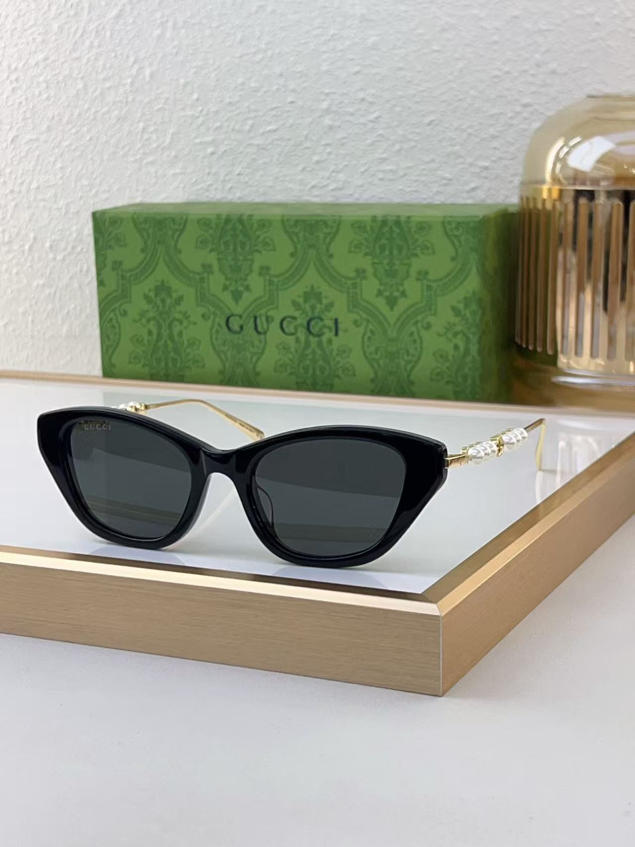 Gvc*1 glasses