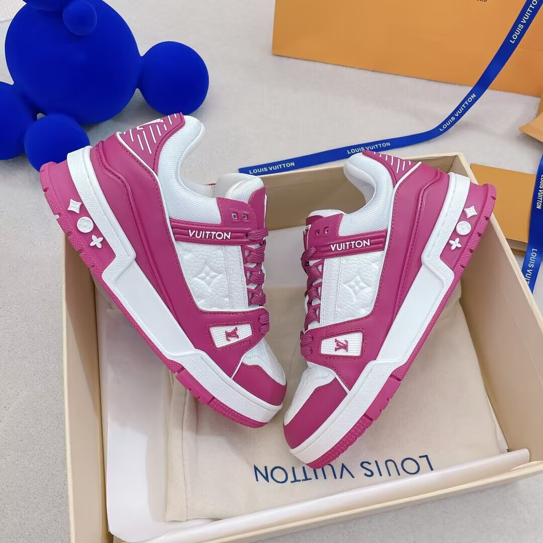 UA L0vis Vvtt0n LV Trainer Low White Fuchsia