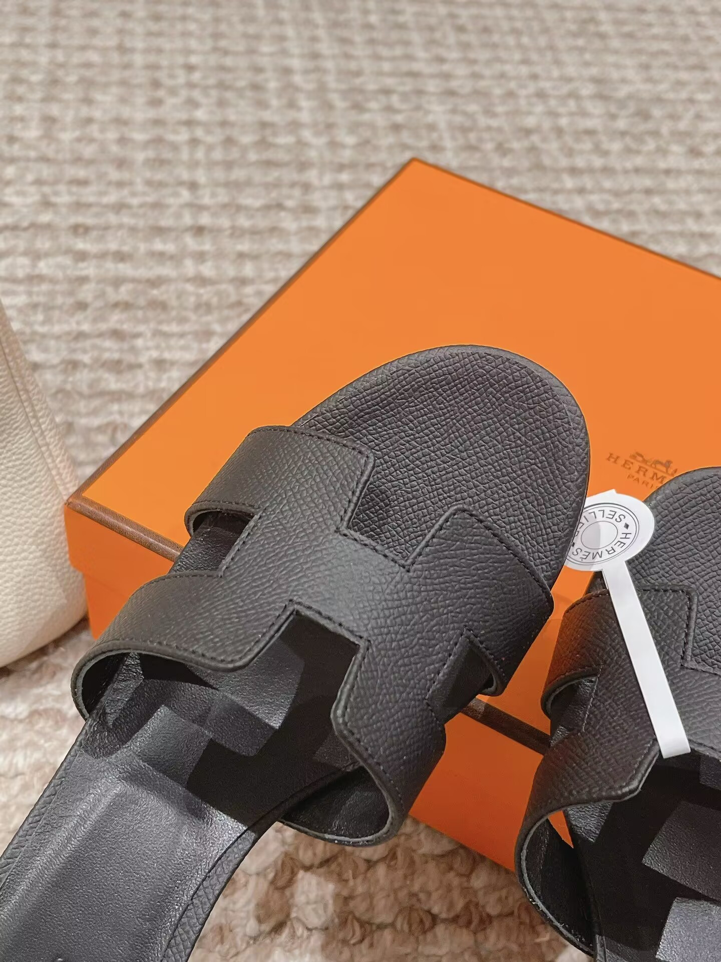 UA H**me5 Oasis sandal