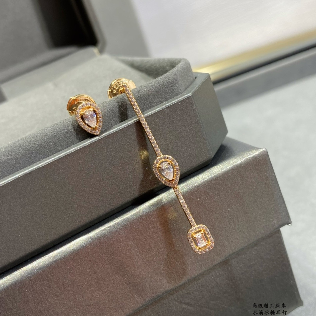 Mes1kaa earrings