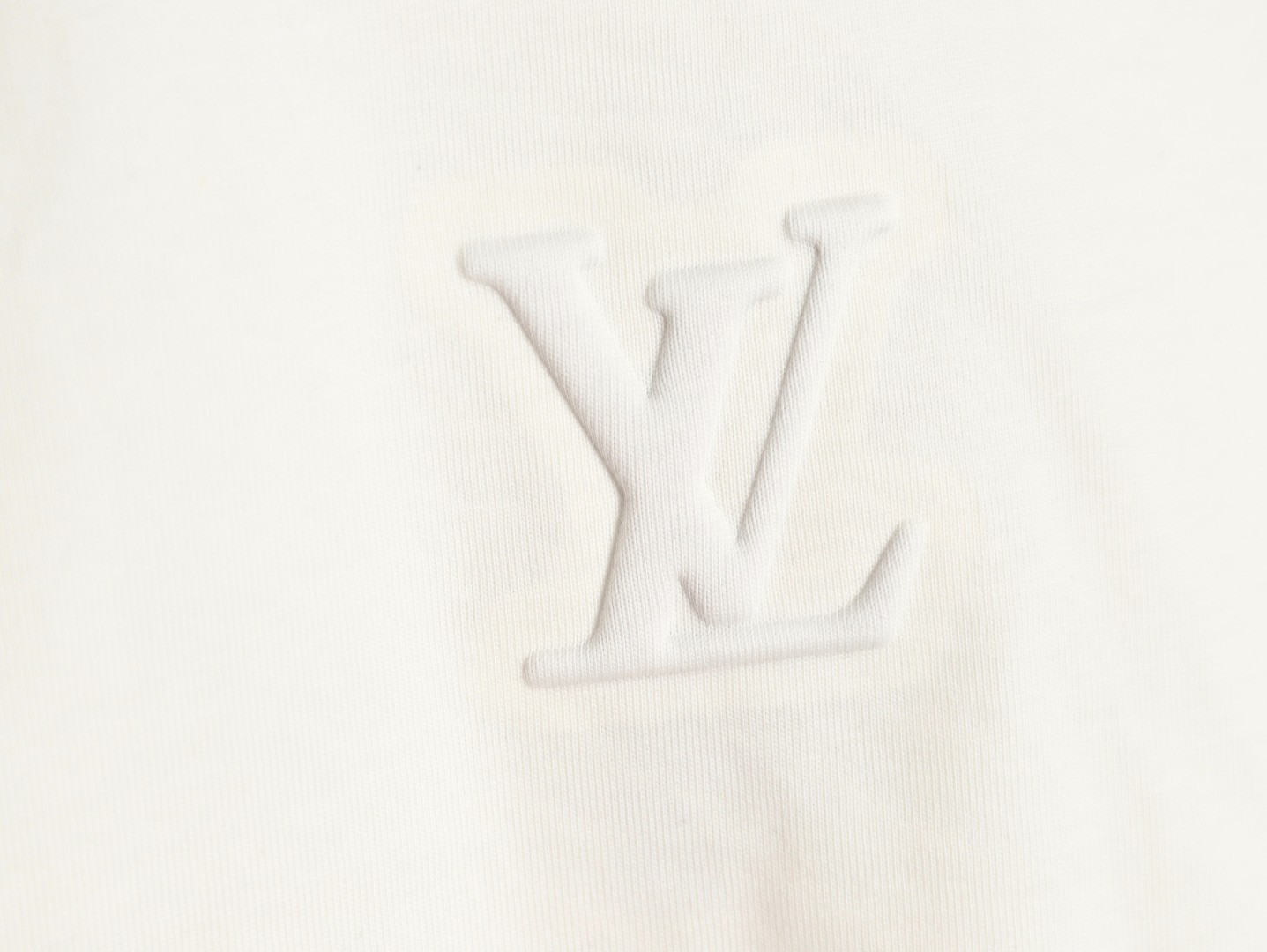 L0vis Vvtt0n Long-sleeved T-shirt