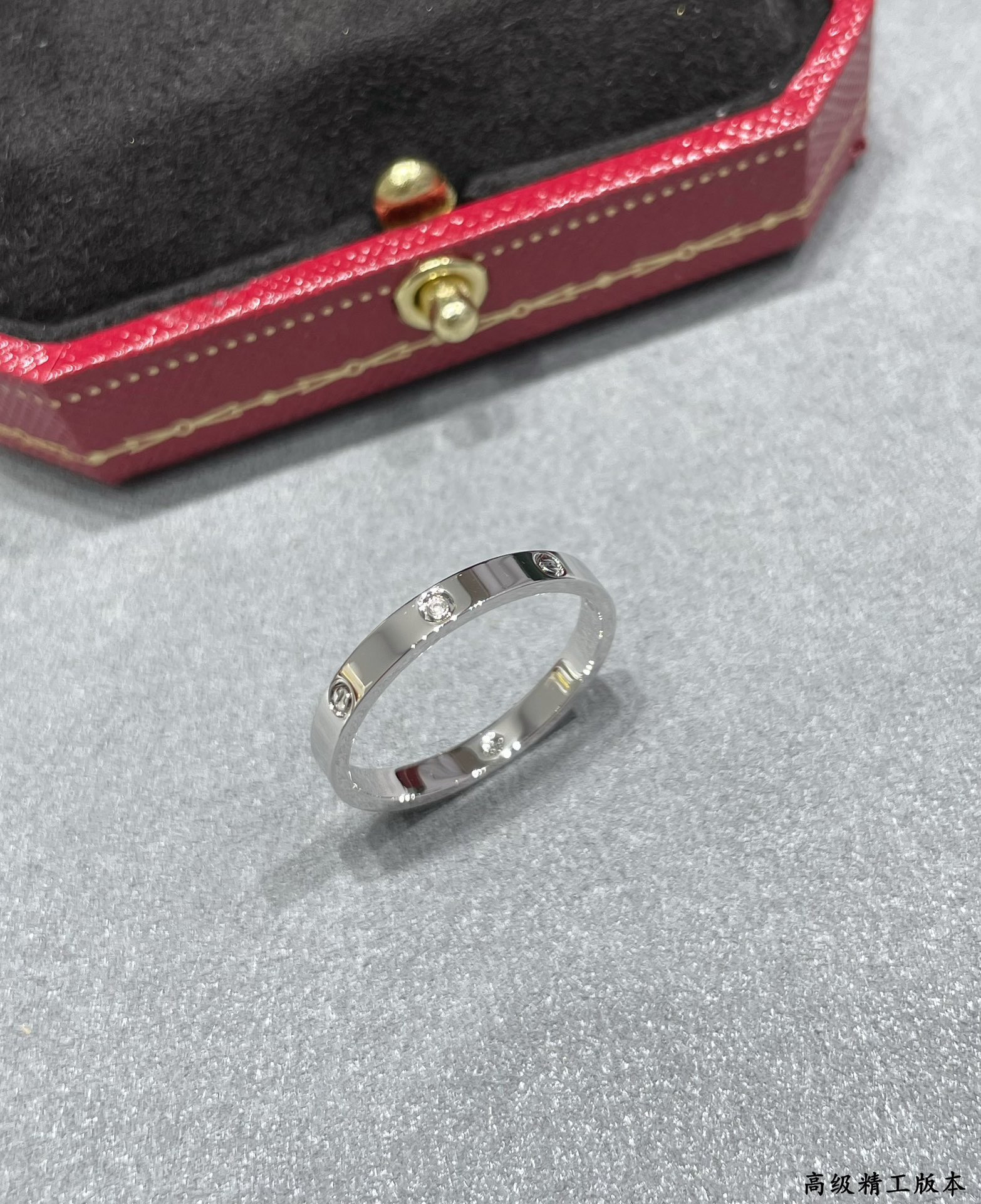 Ca*t1er narrow version four D1am0nd love ring