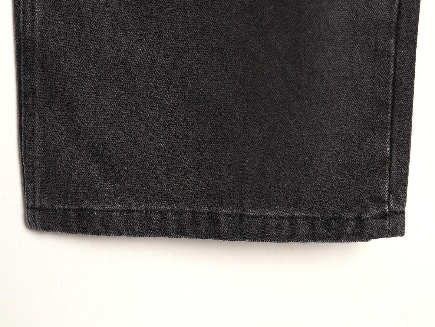 L0ew* 25Fw Jeans