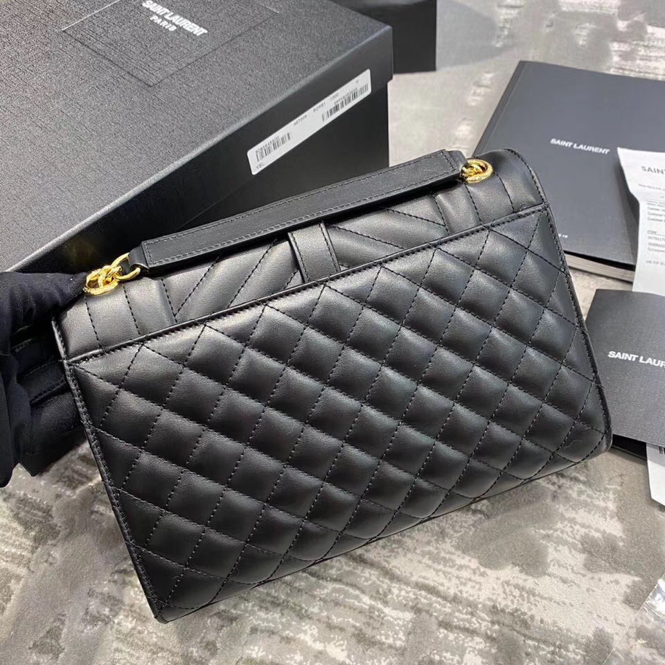 Y51 Envelope medium bag 24cm
