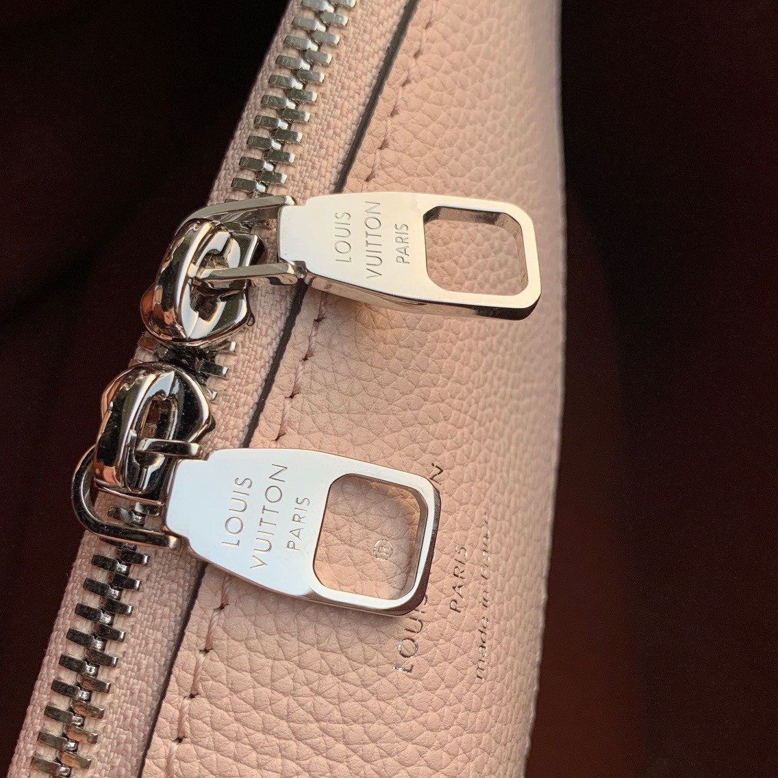 Bella tote M59203