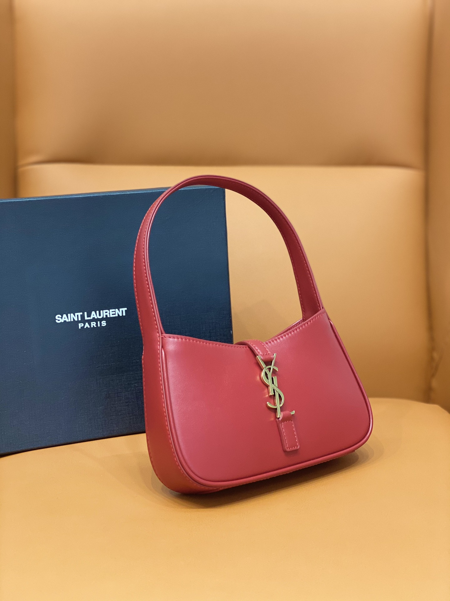 Y51 MINI LE 5 À 7 IN SMOOTH LEATHER Red 19 X 11.5 X 4.5 CM