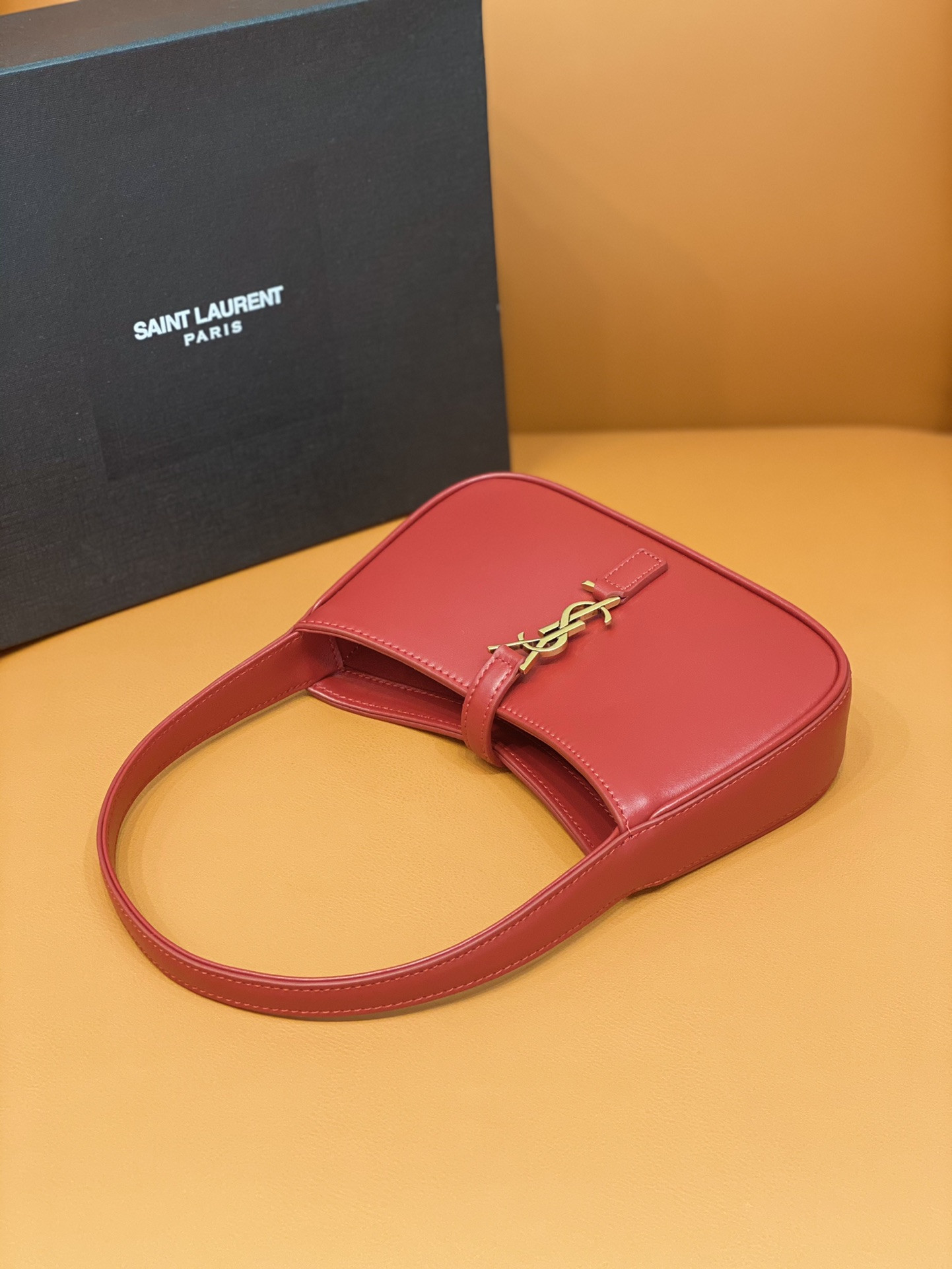 Y51 MINI LE 5 À 7 IN SMOOTH LEATHER Red 19 X 11.5 X 4.5 CM