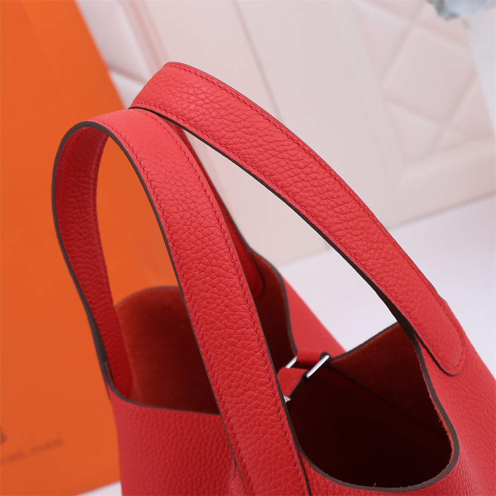 H**me5 Picotin 18cm bright red without original box
