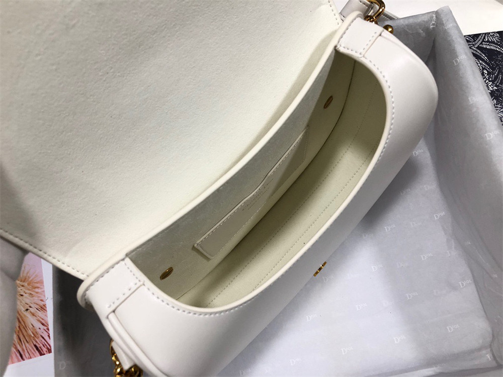 MEDIUM D10r BOBBY BAG Latte Box Calfskin