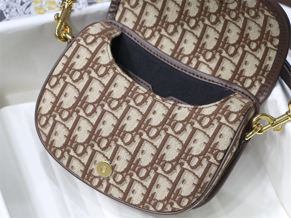 MEDIUM D10r BOBBY BAG brown D10r Oblique Jacquard