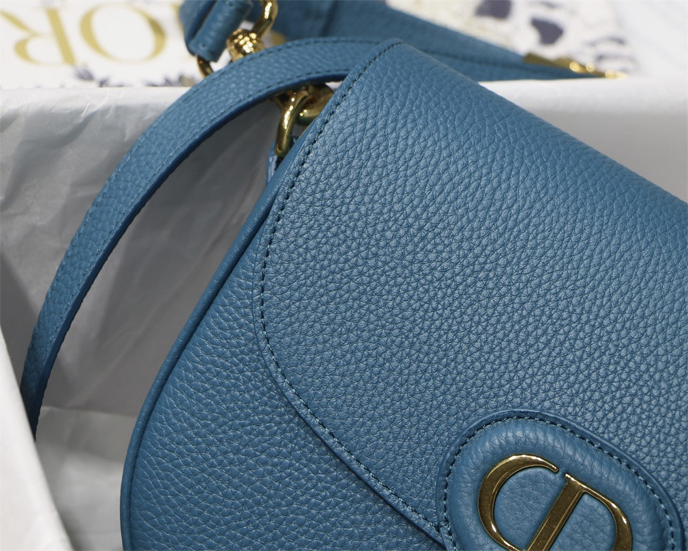 MEDIUM D10r BOBBY BAG Blue Grained Calfskin
