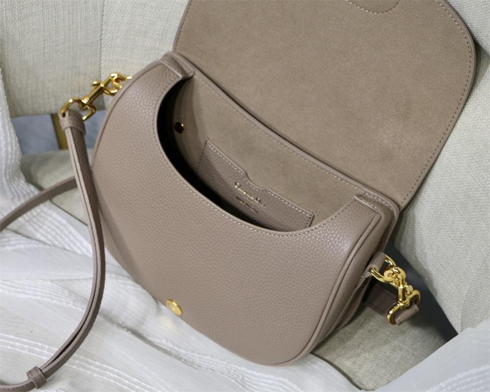MEDIUM D10r BOBBY BAG Grey Grained Calfskin