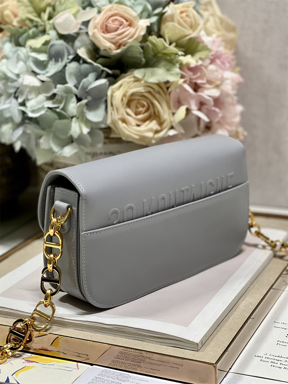 D10r 30 Montaigne Avenue Grey 22.5 x 12.5 x 6.5 cm