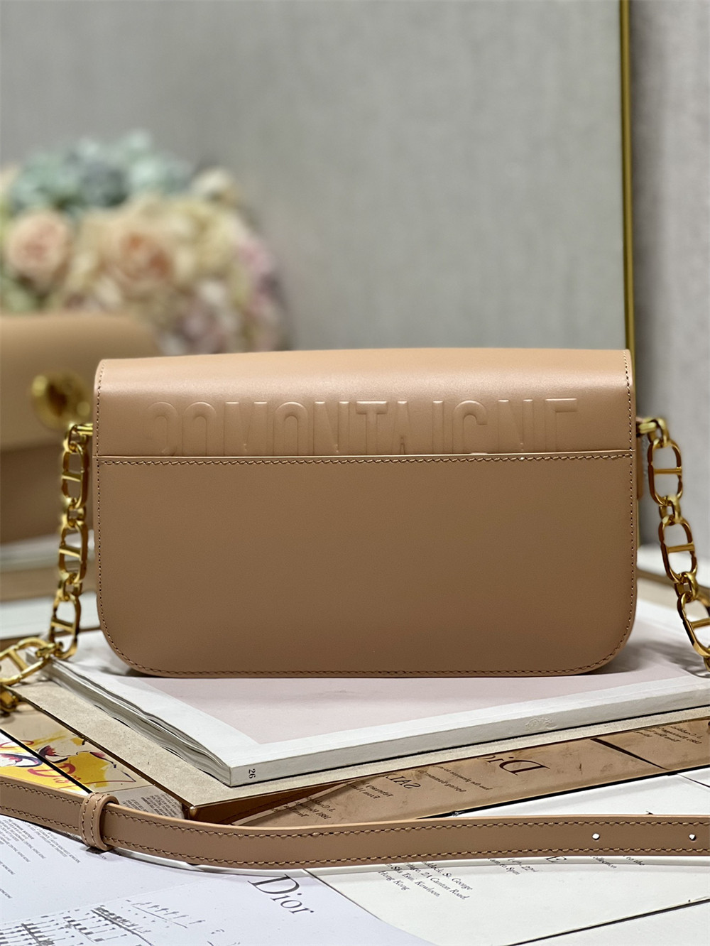 D10r 30 Montaigne Avenue Pink 22.5 x 12.5 x 6.5 cm