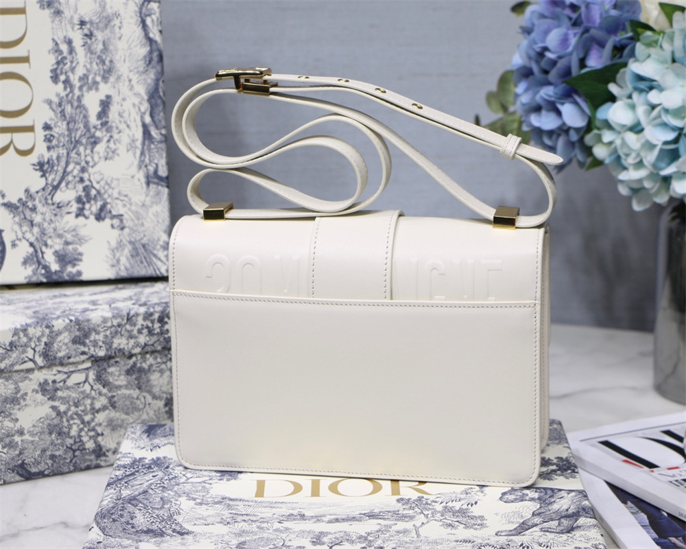 D10r 30 MONTAIGNE CHAIN BAG WHITE