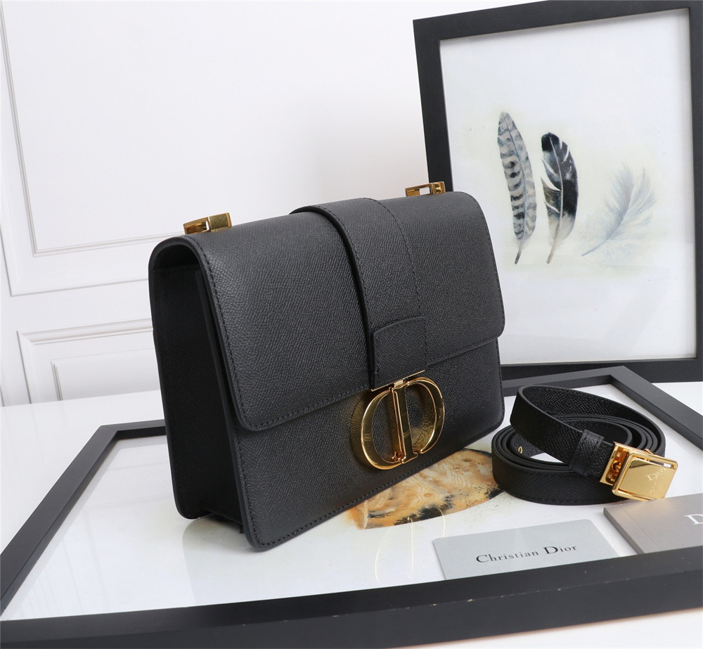 D10r 30 MONTAIGNE CHAIN BAG Grained Black