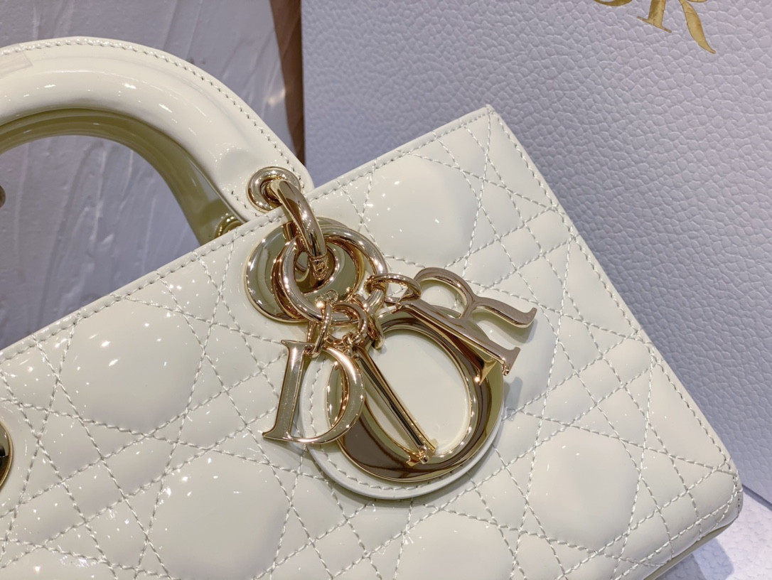 D10r SMALL LADY D-JOY BAG White Patent 26x6x14cm