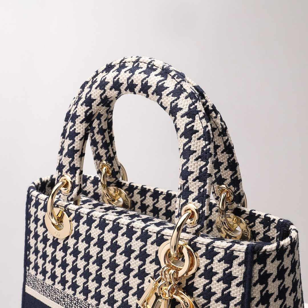 MEDIUM D10r LADY D-LITE BAG  24 x 20 x 11 cm