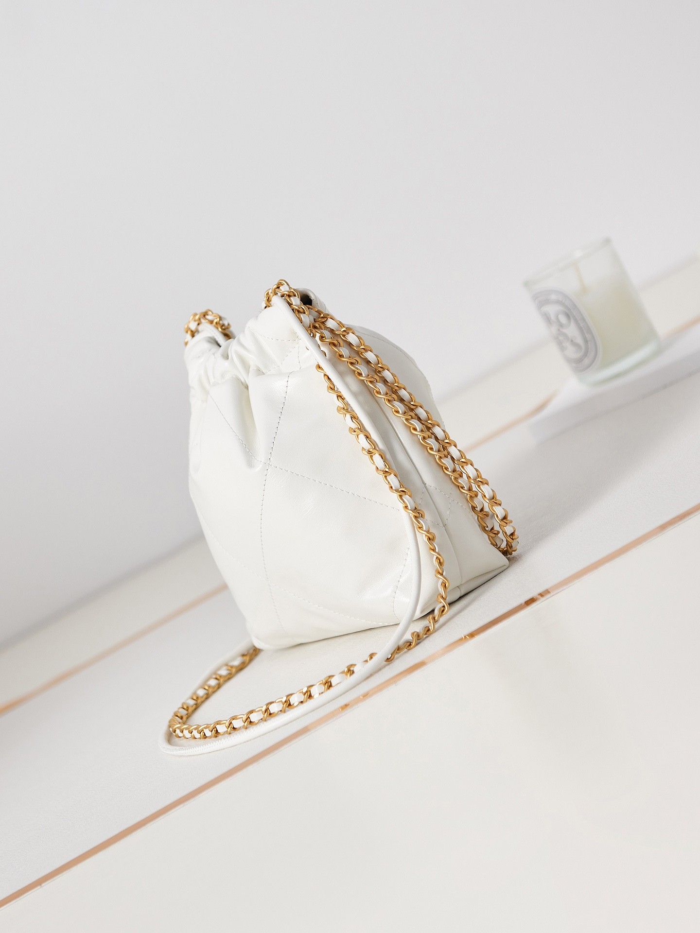Ch**el 22 MINI HANDBAG Shiny Calfskin & Gold-Tone Metal white 7.8 × 7.4 × 2.3 in