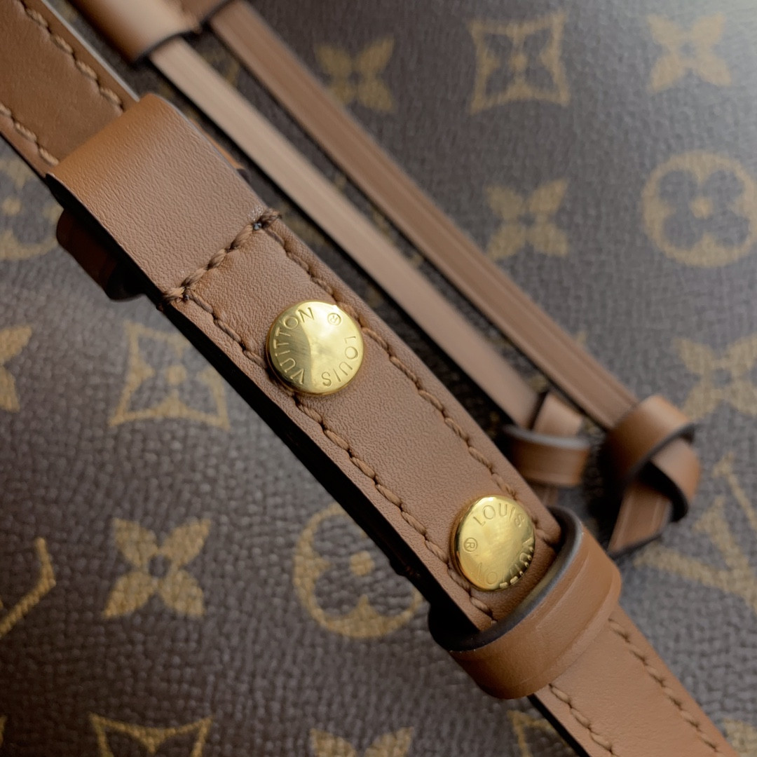 LV NéoNoé MM M44887 10.2 x 10.2 x 6.9 inches