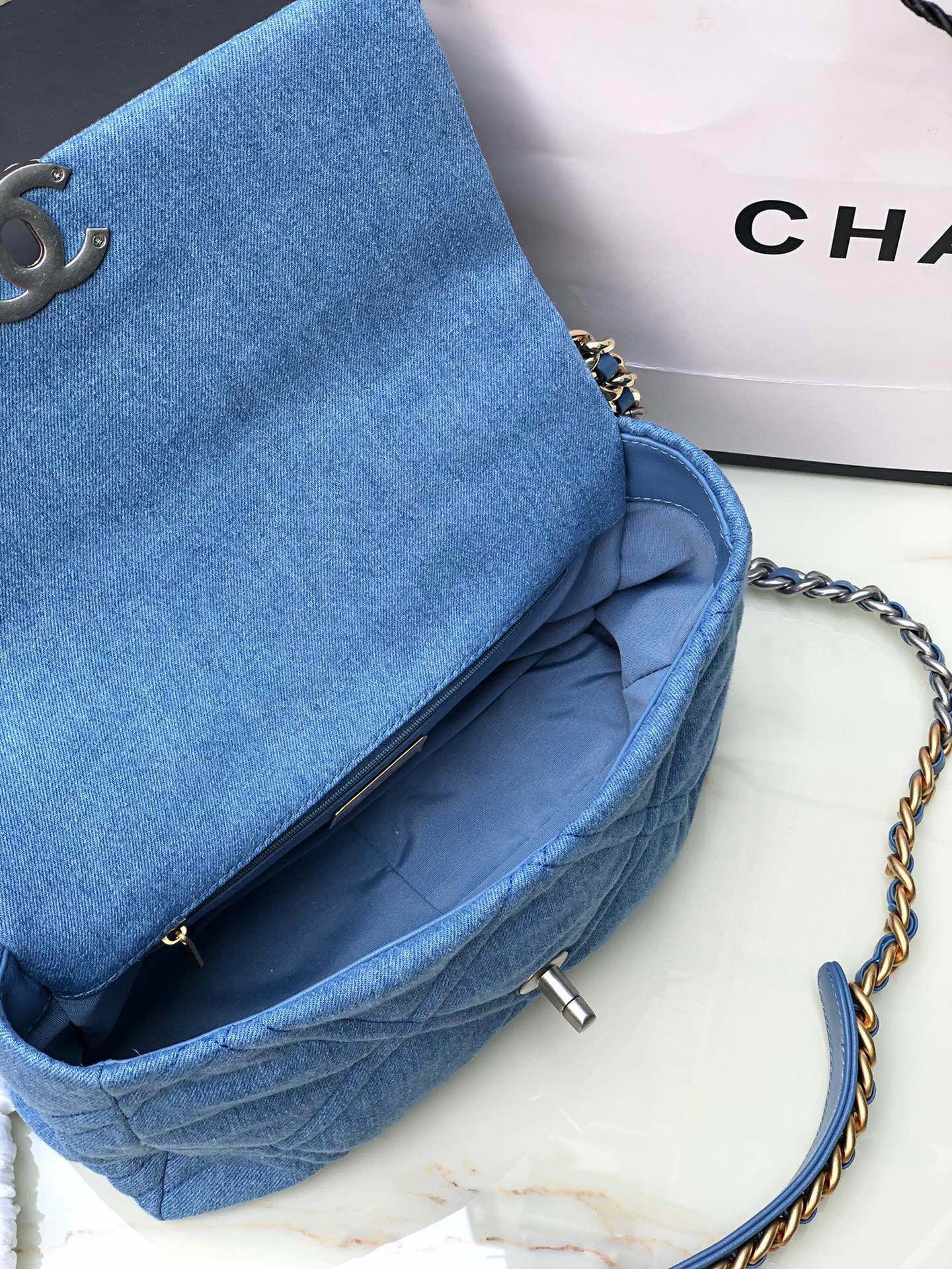 Ch**el 19 LARGE HANDBAG, Gold-Tone, Silver-Tone & Ruthenium-Finish Metal Blue 7.8 × 11.7 × 3.9 in