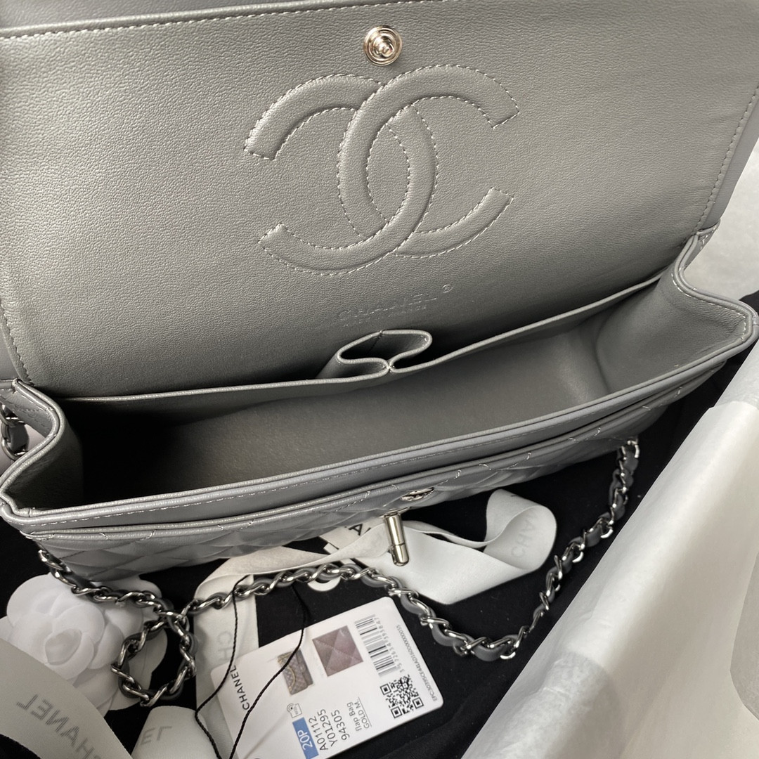 Ch**el CLASSIC HANDBAG GRAINED SHINY CALFSKIN & SILVER-TONE METAL GRAY 6 × 9.9 × 2.5 in