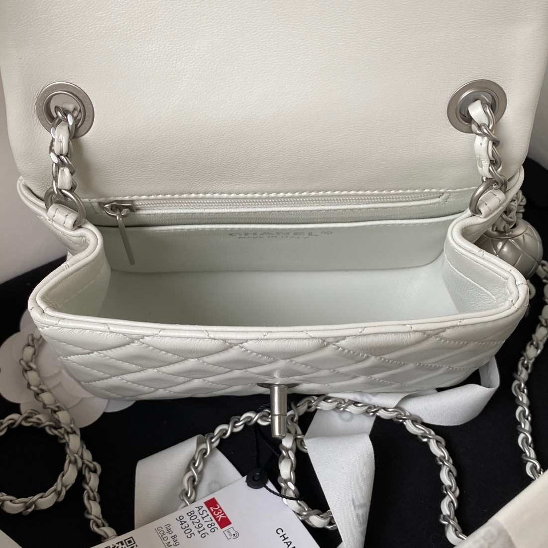 Ch**el MINI FLAP BAG SHINY CALFSKIN & SILVER-Tone METAL WHITE 5.3 × 6.6 × 3.1 in
