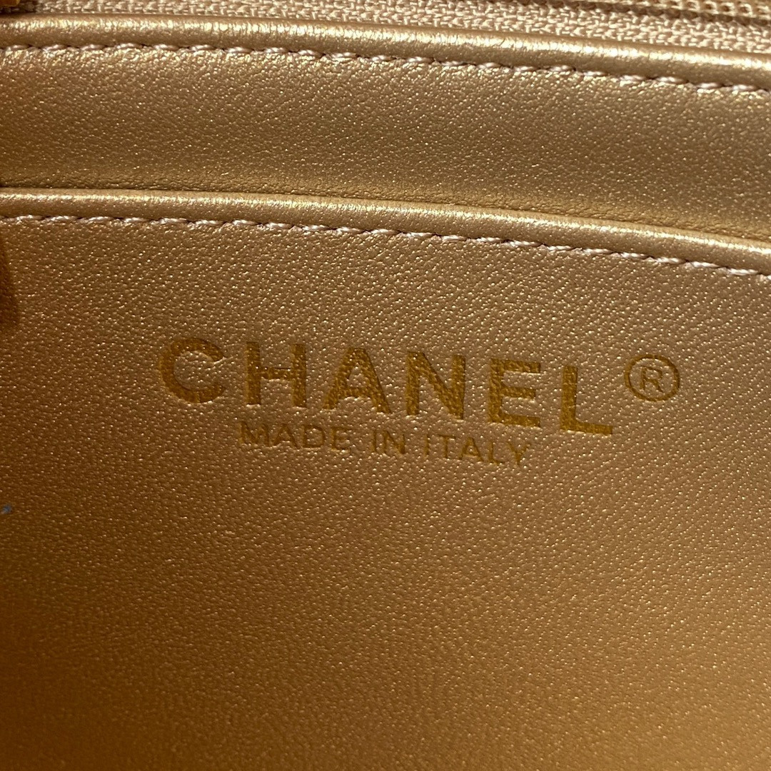 Ch**el MINI FLAP BAG SHINY CALFSKIN & Gold-Tone METAL PINK 5.3 × 6.6 × 3.1 in