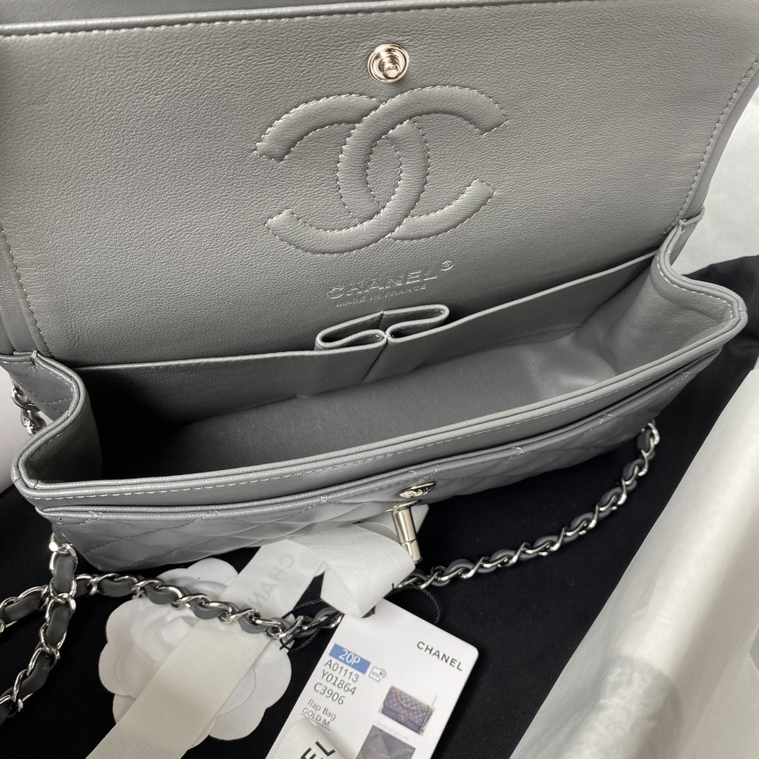 Ch**el SMALL CLASSIC HANDBAG Grained SHINY Calfskin & Silver-Tone Metal Gray 5.7 × 9 × 2.3 in