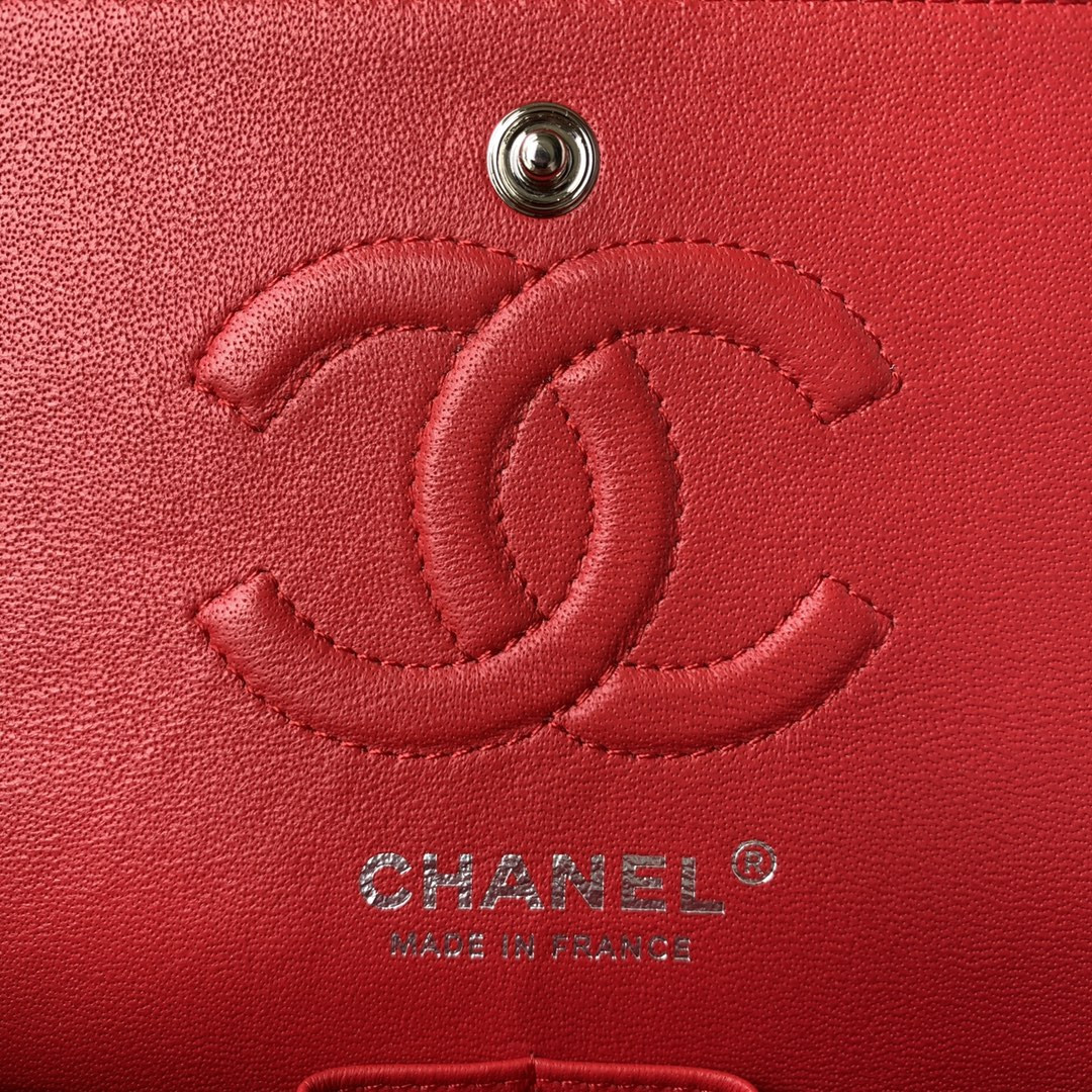 Ch**el SMALL CLASSIC HANDBAG  LAMBSKIN & SILVER-TONE METAL Red 5.7 × 9 × 2.3 IN