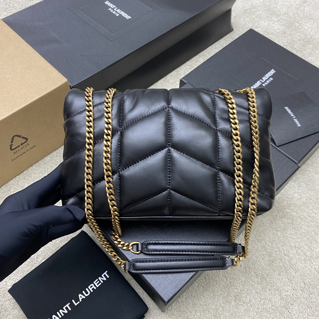 Y51 PUFFER IN LEATHER BLACK 23 X 15.5 X 5.8 CM