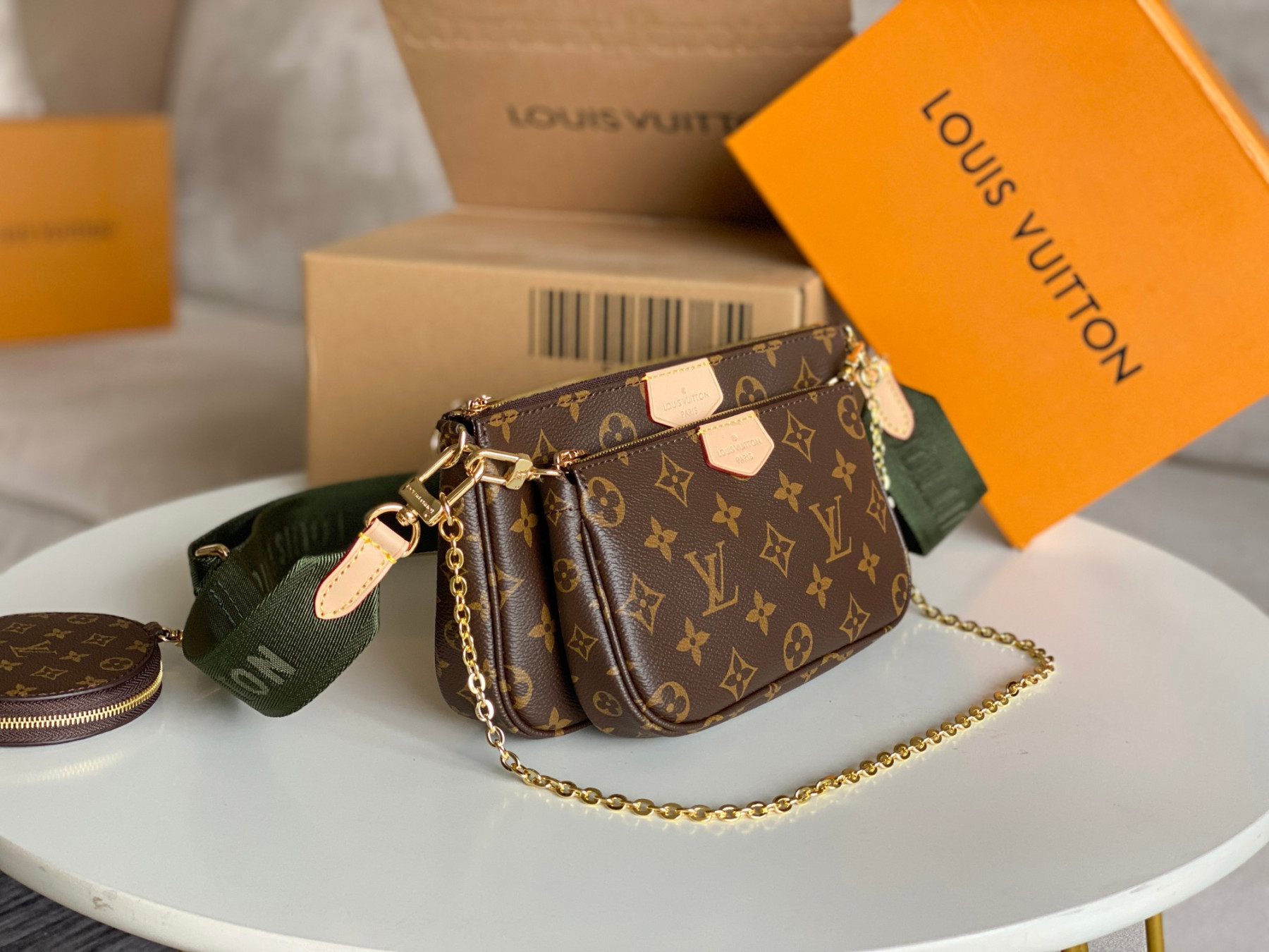 L0vis Vvtt0n M44813 Multi Pochette Accessoires 9.4 x 5.3 x 1.6 inches