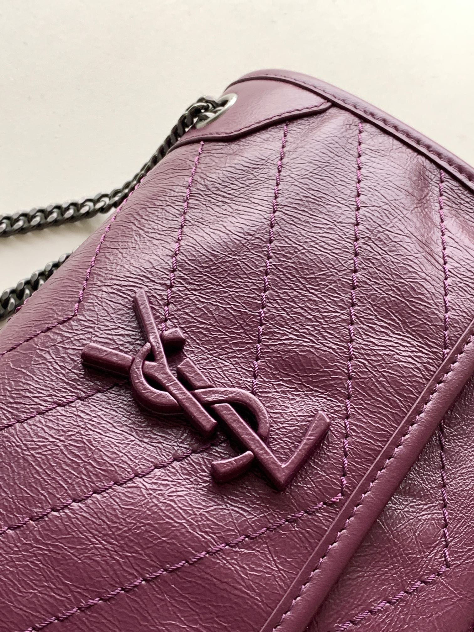 Y51 NIKI BABY IN VINTAGE LEATHER PURPLE 8.2 X 6 X 2.9 INCHES